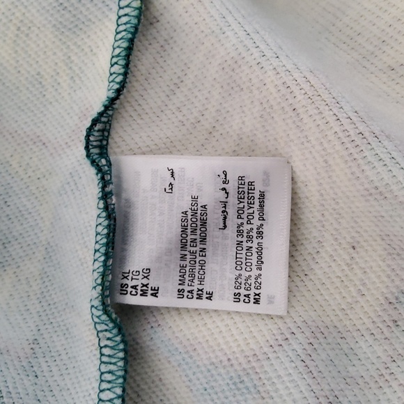 International Concept Printed Puff Shoulder Sweatshirt Size XL - Picture 5 of 5